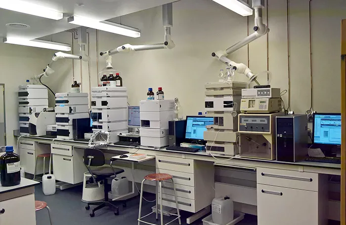 Laboratory equipment